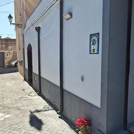 Al Vico Di Via Marzulli * Acireale